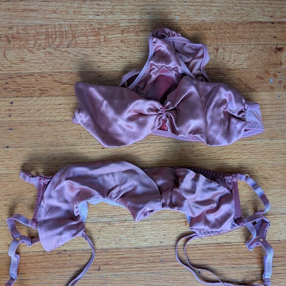 Loveday London - Hardcore Romance Seduction Lingerie - Picture 4 of 7